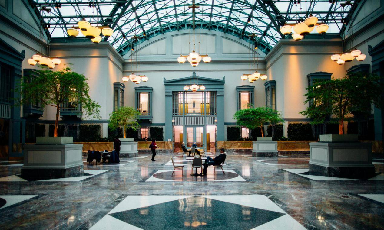 韧性复苏与出海加速：今元集团的连锁酒店用工破局之道