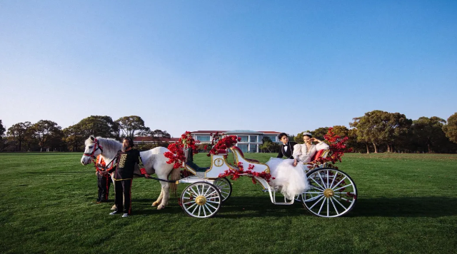 湖岸藏喜，宴启良缘——金鸡湖大酒店解锁婚宴新范式